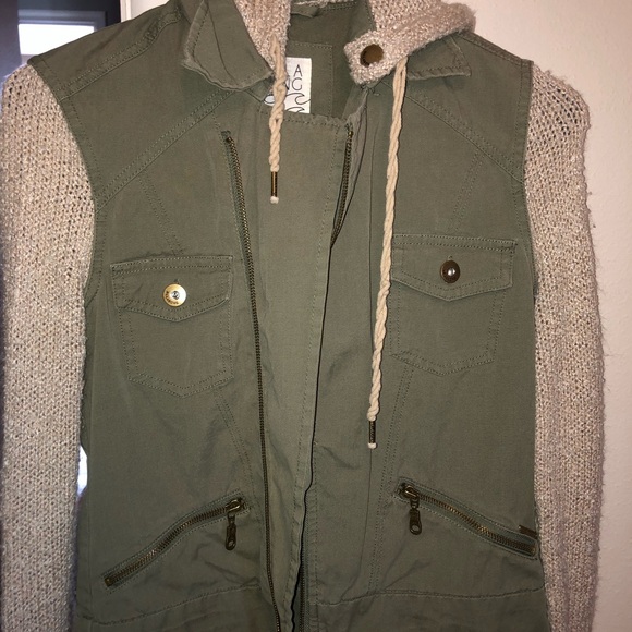 Women’s Billabong jacket - Picture 1 of 2